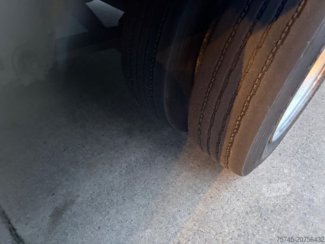 Auflieger mit Pritsche & Plane VAN_ECK