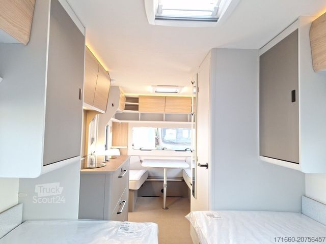 Przyczepa kempingowa BÜRSTNER B66 490 TL