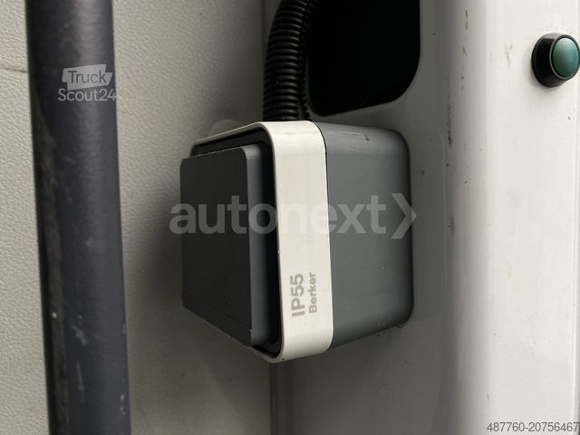 Kastenwagen hoch MERCEDES-BENZ Sprinter 316 *Werkstatt* AHK3,5t+KAMERA+230V 133