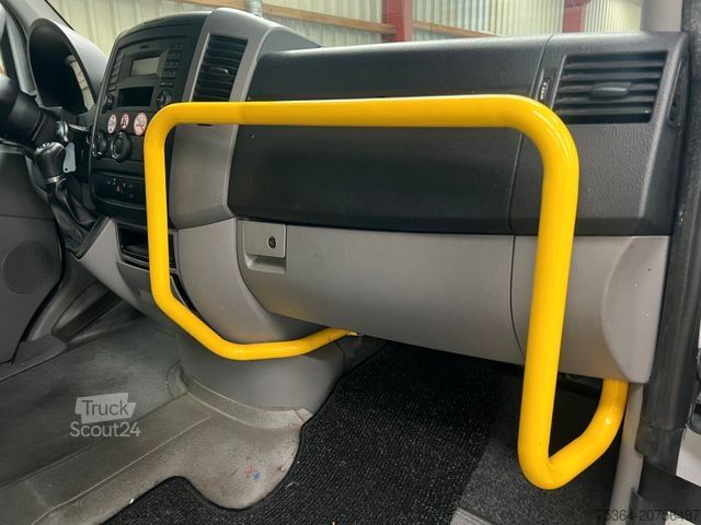 Kleinbus MERCEDES-BENZ Sprinter 313 BlueTEC 9 Sitze+ ENGINE NO GOOD