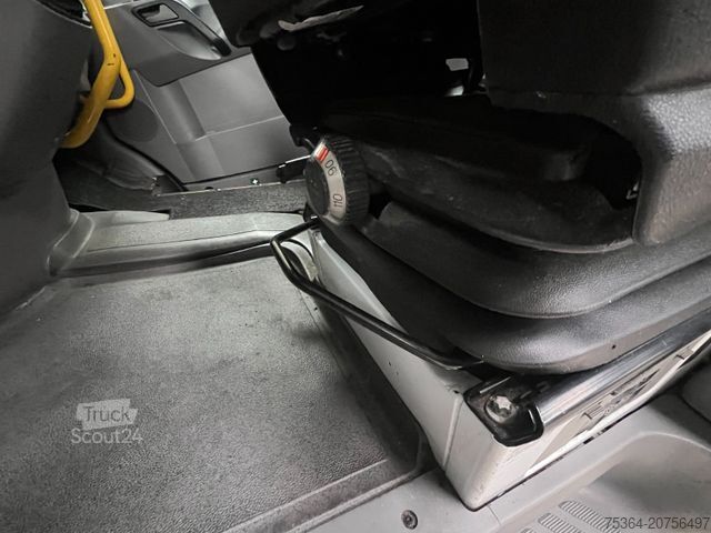 Kleinbus MERCEDES-BENZ Sprinter 313 BlueTEC 9 Sitze+ ENGINE NO GOOD