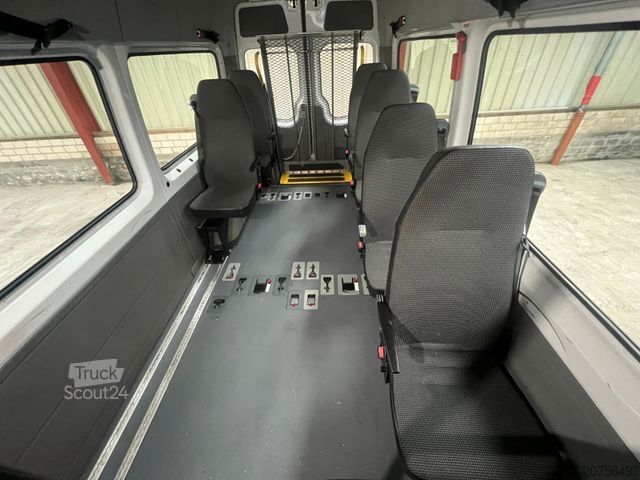 Kleinbus MERCEDES-BENZ Sprinter 313 BlueTEC 9 Sitze+ ENGINE NO GOOD