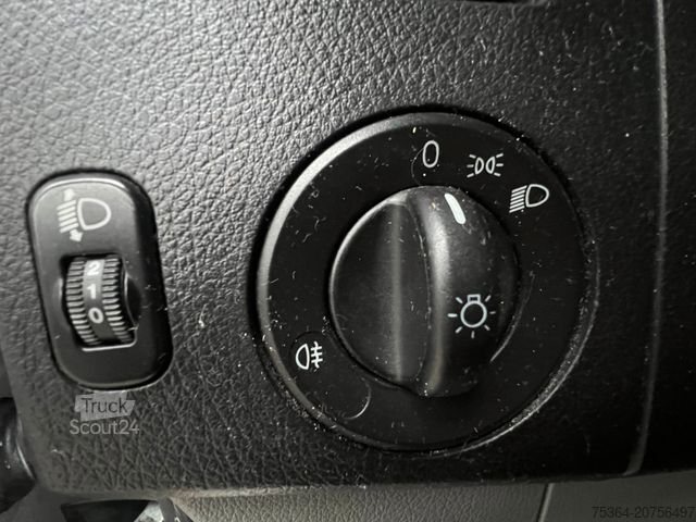 Kleinbus MERCEDES-BENZ Sprinter 313 BlueTEC 9 Sitze+ ENGINE NO GOOD