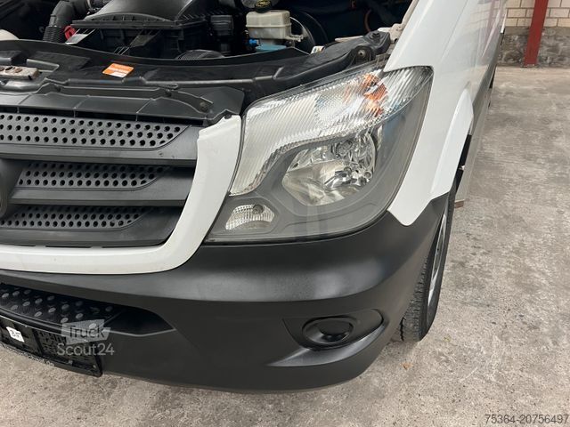 Kleinbus MERCEDES-BENZ Sprinter 313 BlueTEC 9 Sitze+ ENGINE NO GOOD