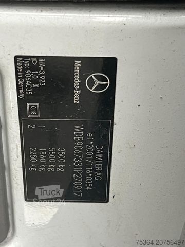 Kleinbus MERCEDES-BENZ Sprinter 313 BlueTEC 9 Sitze+ ENGINE NO GOOD