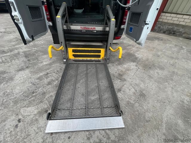 Kleinbus MERCEDES-BENZ Sprinter 313 BlueTEC 9 Sitze+ ENGINE NO GOOD