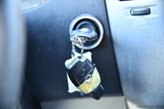 Furgoneta MERCEDES-BENZ Sprinter 314 CDI Kasten L1H1 RWD Sitzheizung