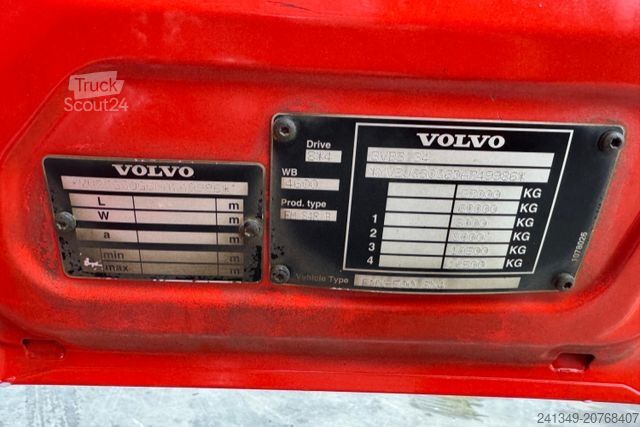 Camion scarrabile VOLVO FMX-500 8x4 Hiab 26T