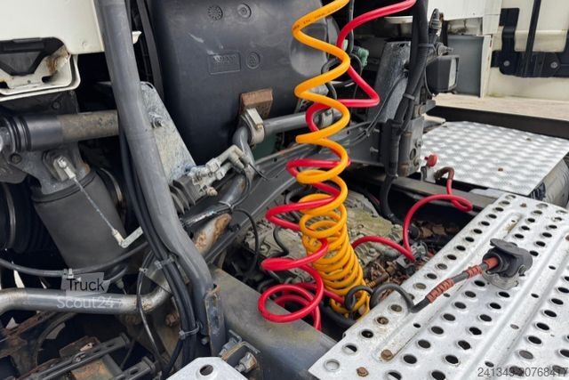 Trattore stradale standard VOLVO FH-520 4x2