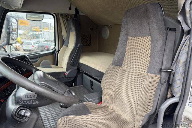 Trattore stradale standard VOLVO FH-520 4x2