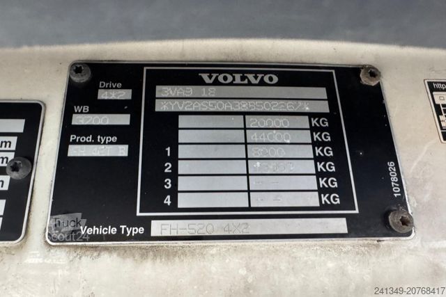 Trattore stradale standard VOLVO FH-520 4x2
