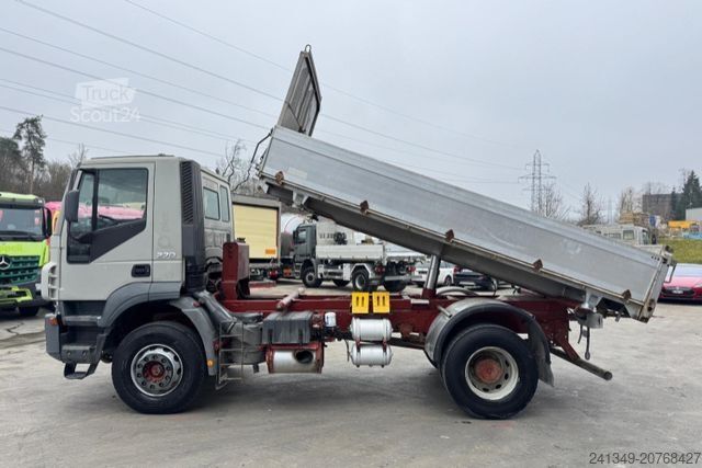 Autocarro ribaltabile IVECO 270 4x2 Kipper