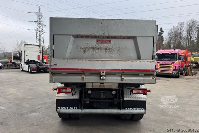 Autocarro ribaltabile VOLVO FMX-540 10x4 Moser 2S