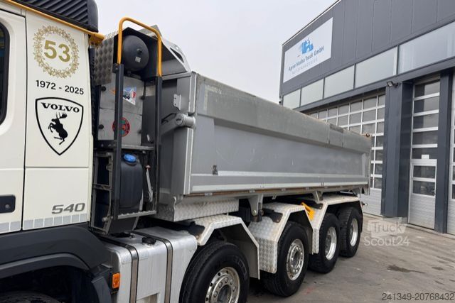 Autocarro ribaltabile VOLVO FMX-540 10x4 Moser 2S