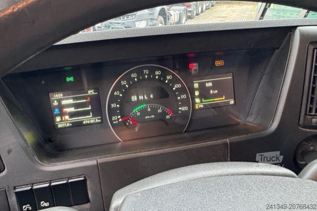 Autocarro ribaltabile VOLVO FMX-540 10x4 Moser 2S