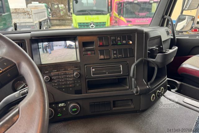 Autocarro ribaltabile VOLVO FMX-540 10x4 Moser 2S