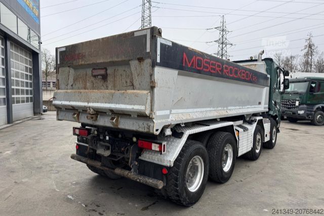 Pašizgāzējs kravas automašīna RENAULT C480 8x4 2S Moser