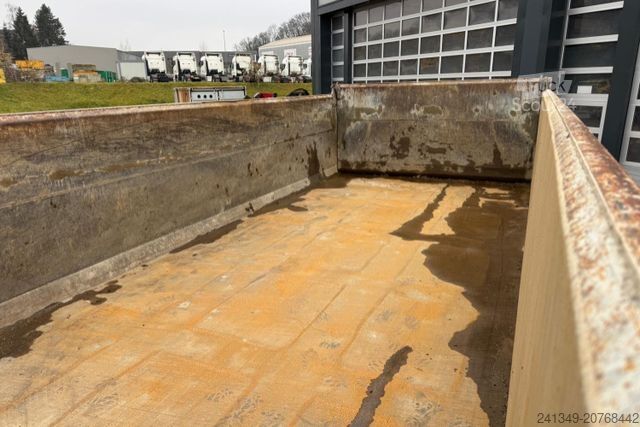 Wywrotka RENAULT C480 8x4 2S Moser