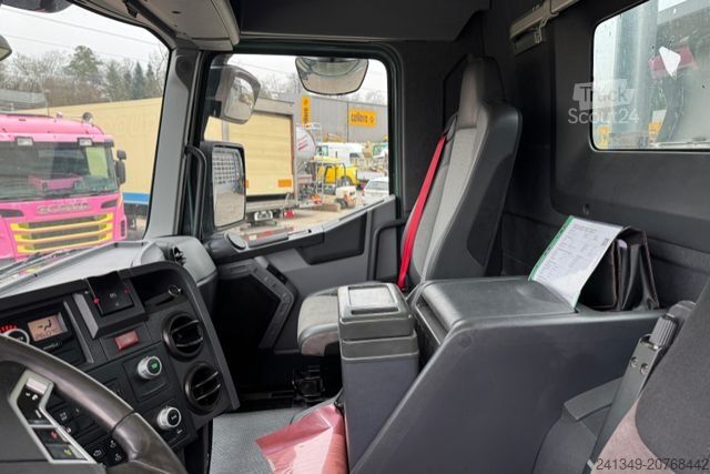 Pašizgāzējs kravas automašīna RENAULT C480 8x4 2S Moser