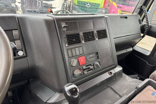 Autocarro ribaltabile IVECO 270 4x2 Kipper