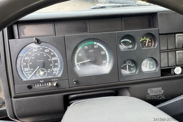 Camião basculante IVECO 270 4x2 Kipper