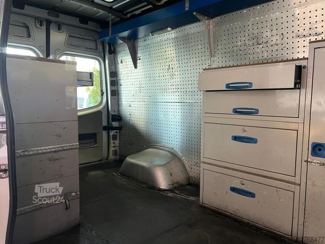Bestelwagen met verhoogd dak MERCEDES-BENZ Sprinter 513 CDI Hoch+Lang*Regale*Garantie*