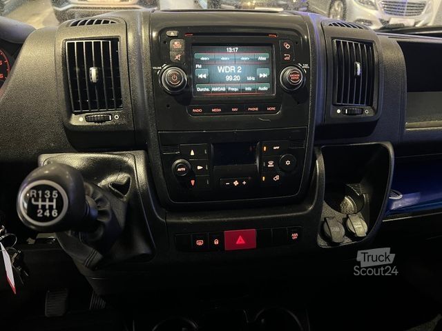 Koelwagen met geïsoleerde laadbak FIAT Ducato 2,3 HDI Thermoking V300 MAX -30C.