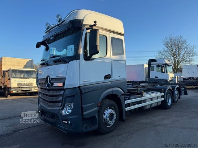 Wissellaadbak vrachtwagen MERCEDES-BENZ Actros2540/6x2/Fahrschule/5-Sitze/3XPedale/TÜV