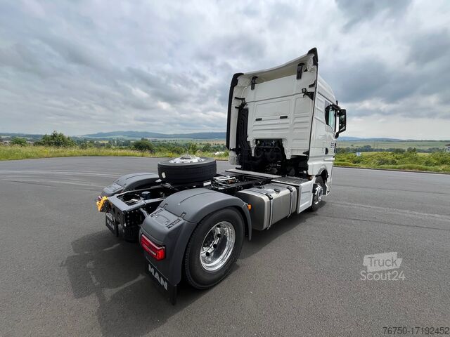 Vaarallisten aineiden kuorma-auto MAN TGX 18.480 4x2BL SA