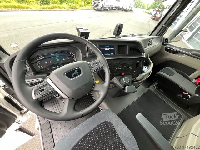 Vaarallisten aineiden kuorma-auto MAN TGX 18.480 4x2BL SA