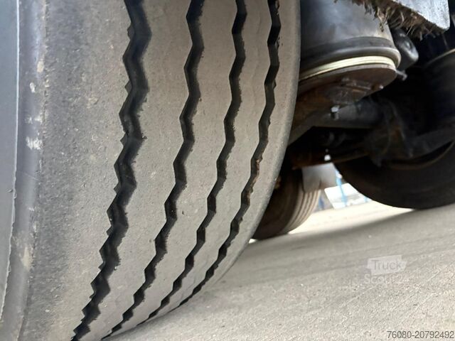 Platformos priekaba Van Hool 3B2011 (DRUM BRAKES / FREINS TAMBOURS)