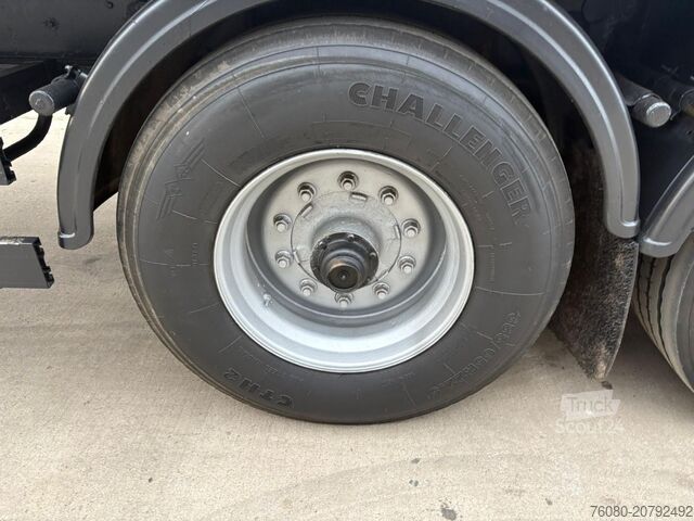 Platformos priekaba Van Hool 3B2011 (DRUM BRAKES / FREINS TAMBOURS)