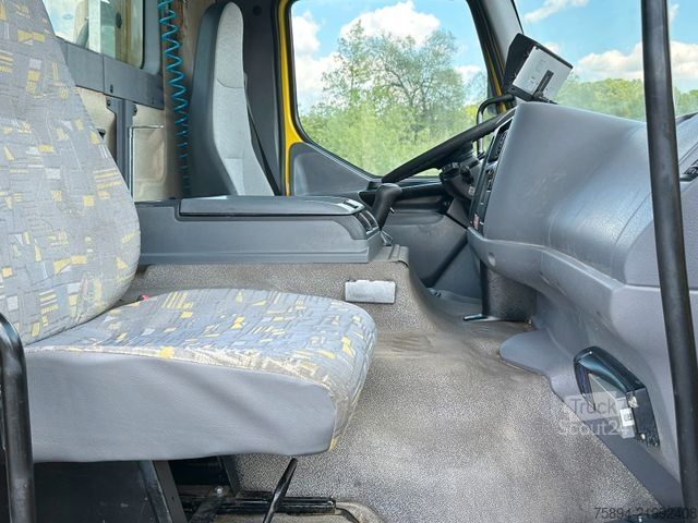 Teherautóra szerelt daru RENAULT KERAX 370 DCI * PK 30002 C + FUNK/BORDMATIC* 6x6