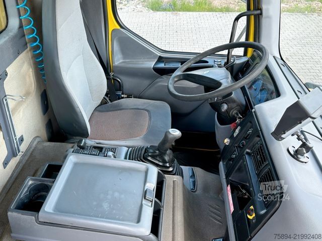 Teherautóra szerelt daru RENAULT KERAX 370 DCI * PK 30002 C + FUNK/BORDMATIC* 6x6