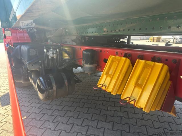 Сміттєвоз MAN TGXS 26.320 / Faun Variopress 527