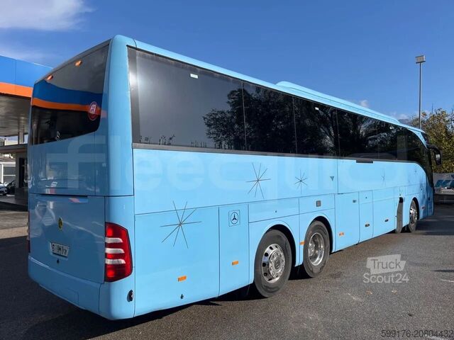 Autobus turystyczny Mercedes-Benz Tourismo