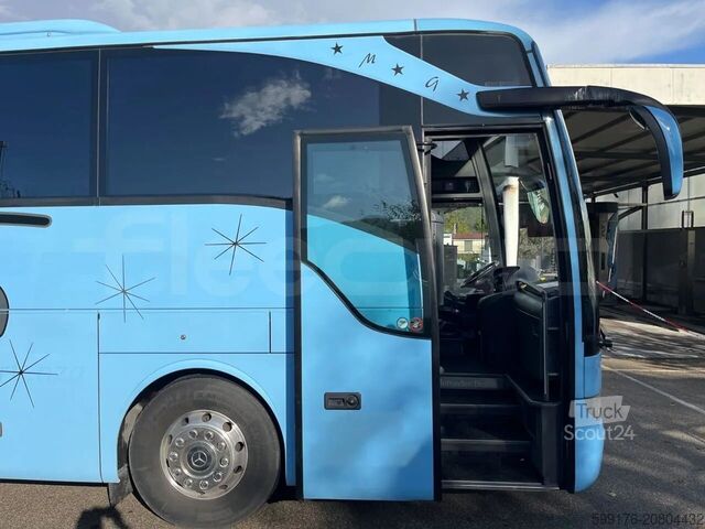 Autobus turystyczny Mercedes-Benz Tourismo