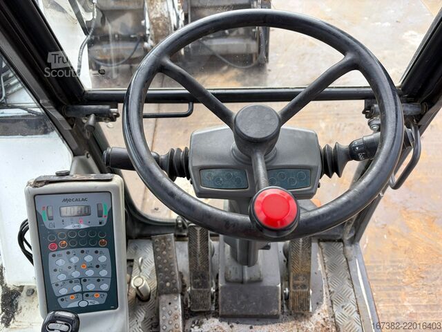 Radbagger Mecalac 12MTX incl. 5 x bucket