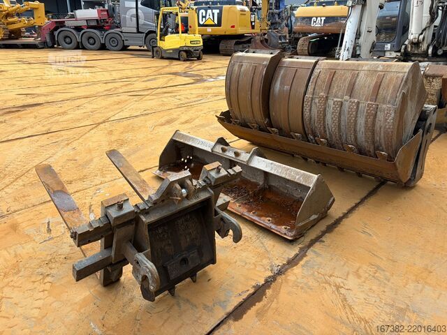 Radbagger Mecalac 12MTX incl. 5 x bucket