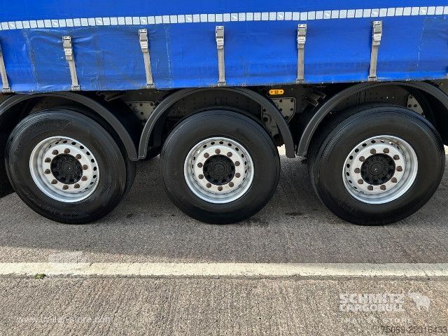 Auflieger mit Pritsche & Plane Schmitz Cargobull Curtainsider Standard UK