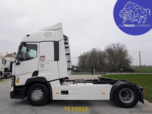 Standard-SZM Renault T 440