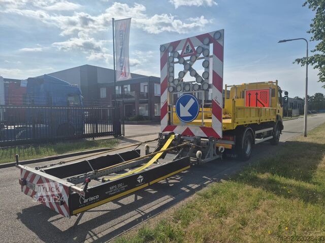 Tipper Renault Kerax 320 Kerax 320 dci hardop kipper 28000 km ...