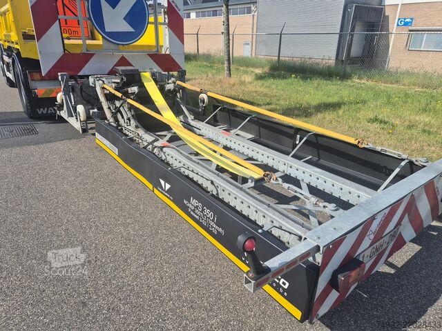 Tipper Renault Kerax 320 Kerax 320 dci hardop kipper 28000 km ...
