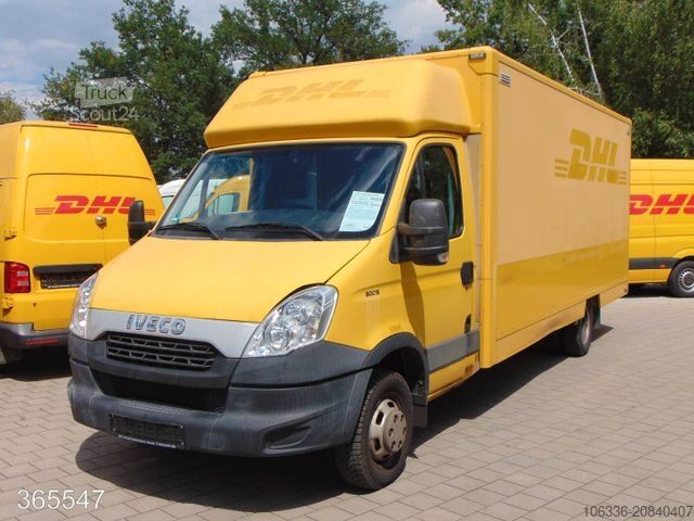 Box van IVECO DAILY 50 C 15 Postkoffer REGALSYSTEM KAMERA