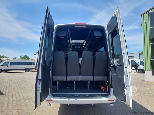 Personenbeförderung Mercedes-Benz 519 Sprinter AHK