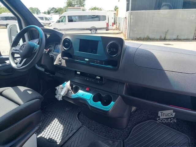 Personenbeförderung Mercedes-Benz 519 Sprinter AHK