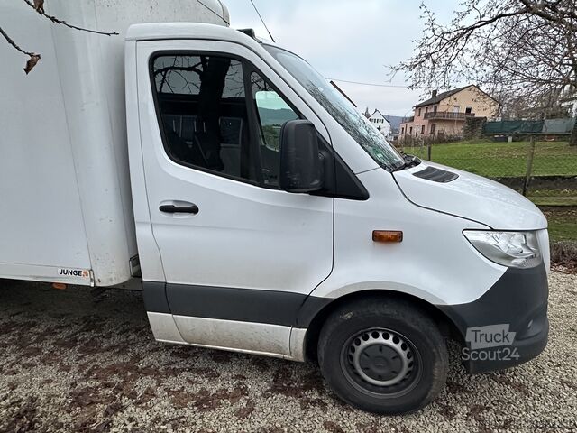 Fourgon tôlé Mercedes-Benz Sprinter 317