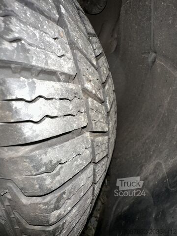 Fourgon tôlé Mercedes-Benz Sprinter 317