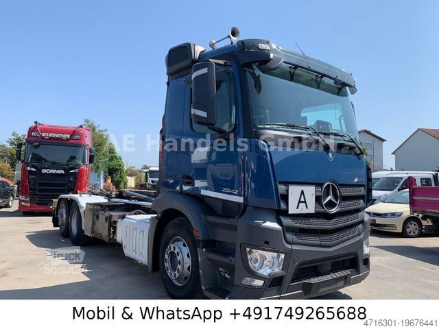 Camion benne à bras amovible MERCEDES-BENZ Antos 2542 M LL *Retarder/Hiab-XR21S56/Lenk+Lift