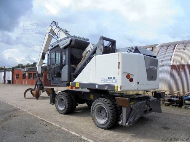 Materialumschlagmaschine Fuchs MHL 320